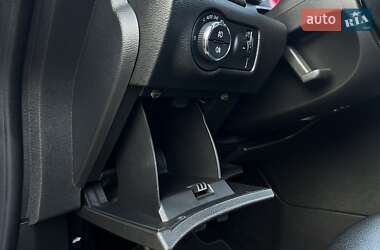 Хэтчбек Opel Astra 2014 в 