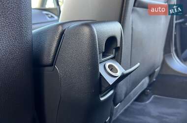 Хэтчбек Opel Astra 2014 в 