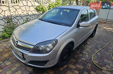 Хэтчбек Opel Astra 2004 в Виннице