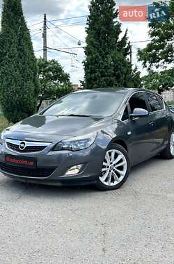 Хэтчбек Opel Astra 2010 в Сумах