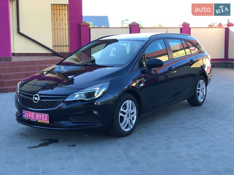 Универсал Opel Astra 2018 в Луцке