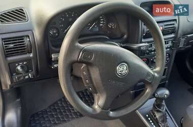 Хэтчбек Opel Astra 1999 в 