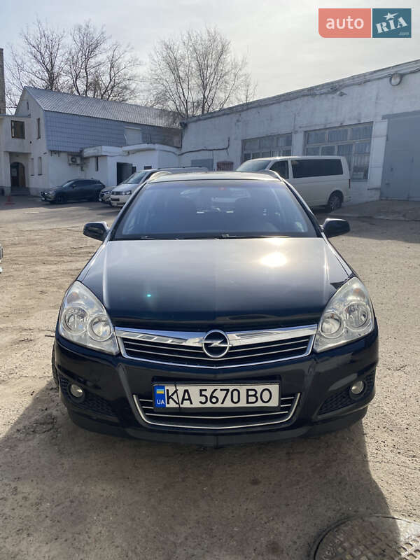 Opel Astra 2008
