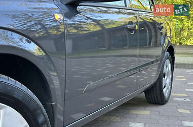 Универсал Opel Astra 2009 в 