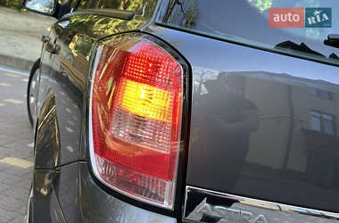 Универсал Opel Astra 2009 в 