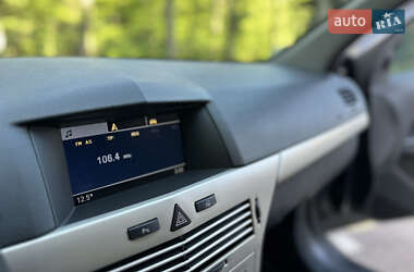Универсал Opel Astra 2009 в 