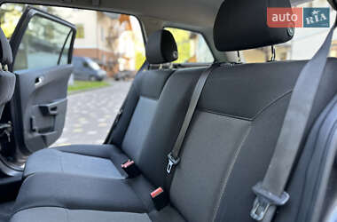 Универсал Opel Astra 2009 в 