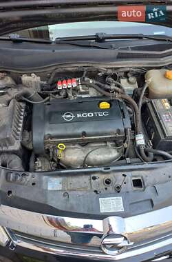 Универсал Opel Astra 2008 в 