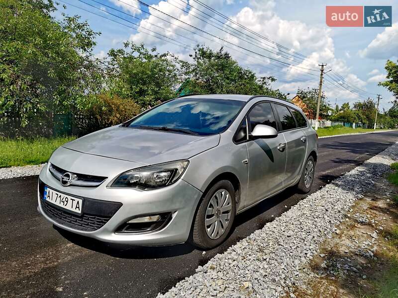 Opel Astra 2012