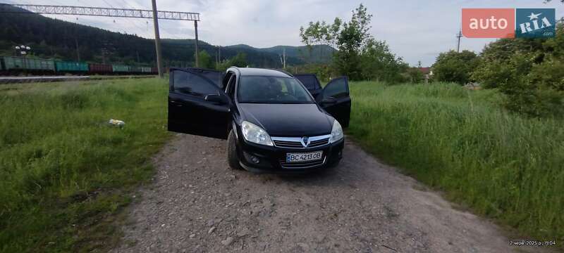 Универсал Opel Astra 2007 в Сколе