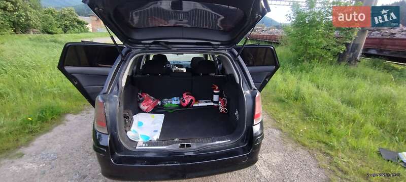 Универсал Opel Astra 2007 в Сколе