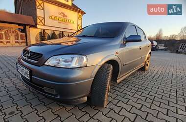 Хетчбек Opel Astra 1998 в 
