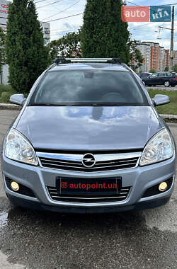 Универсал Opel Astra 2008 в Сумах