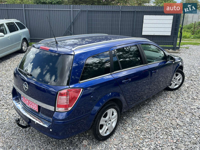 Універсал Opel Astra 2009 в Вінниці