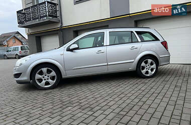 Универсал Opel Astra 2009 в 