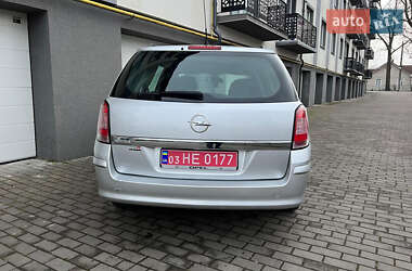 Универсал Opel Astra 2009 в 