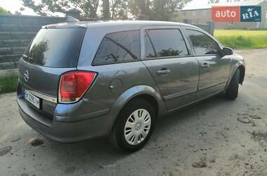 Універсал Opel Astra 2006 в 
