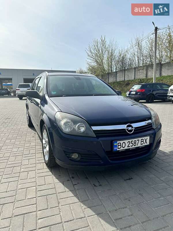Универсал Opel Astra 2005 в 