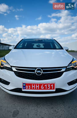 Универсал Opel Astra 2019 в Житомире