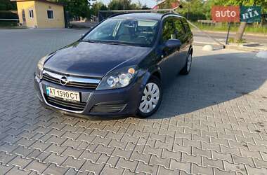 Универсал Opel Astra 2006 в Калуше