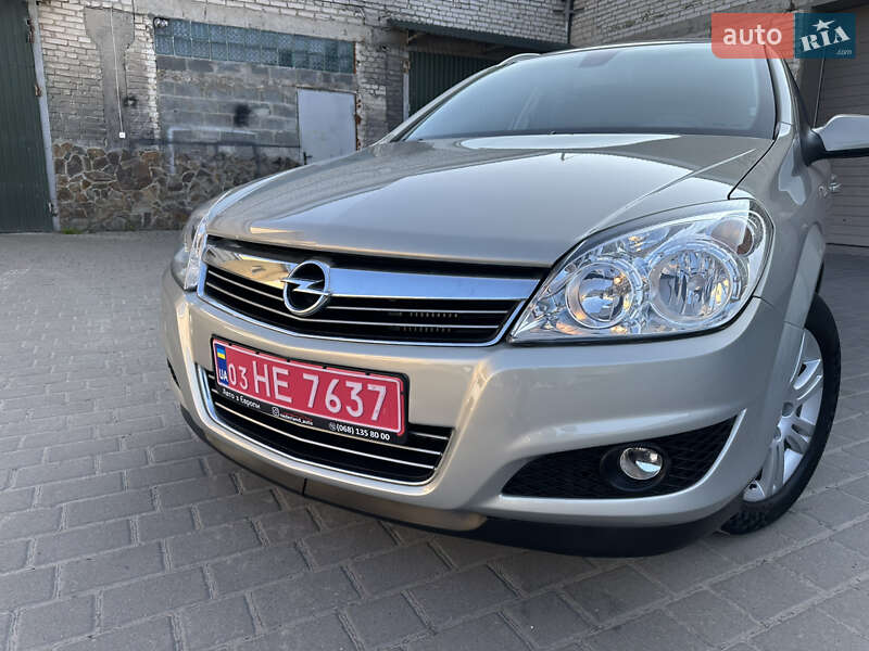 Універсал Opel Astra 2007 в Львові