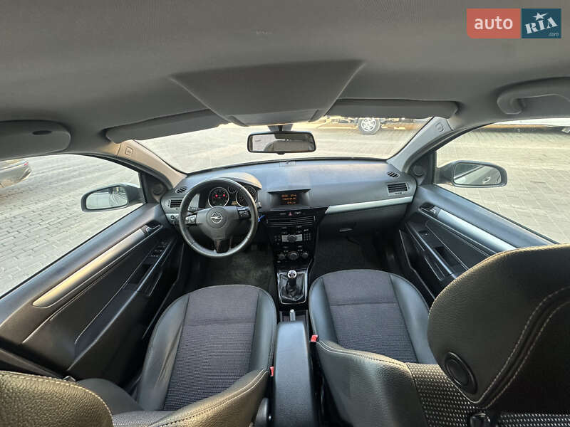 Універсал Opel Astra 2007 в Львові