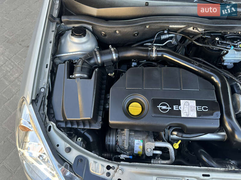 Універсал Opel Astra 2007 в Львові