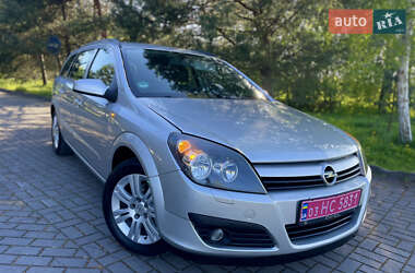 Универсал Opel Astra 2006 в 