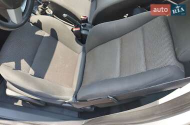 Универсал Opel Astra 2010 в 