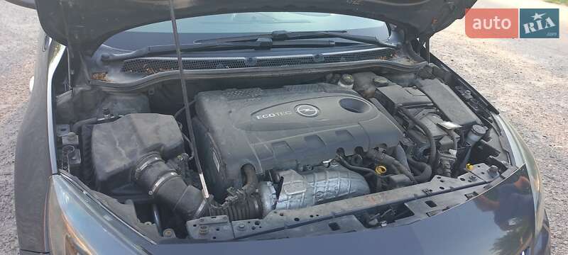 Універсал Opel Astra 2014 в Полтаві
