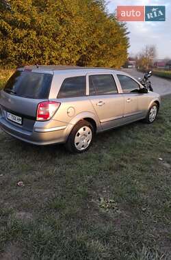 Универсал Opel Astra 2006 в 