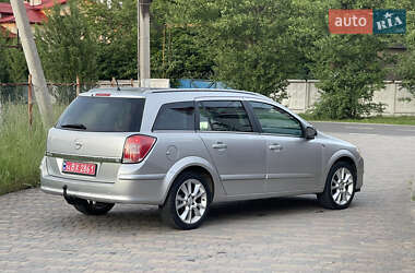 Универсал Opel Astra 2005 в 