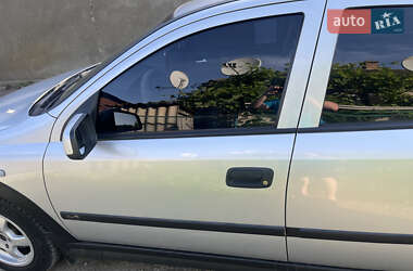 Седан Opel Astra 2002 в 