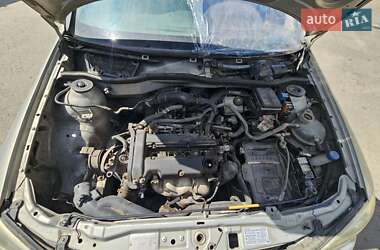 Седан Opel Astra 2005 в 