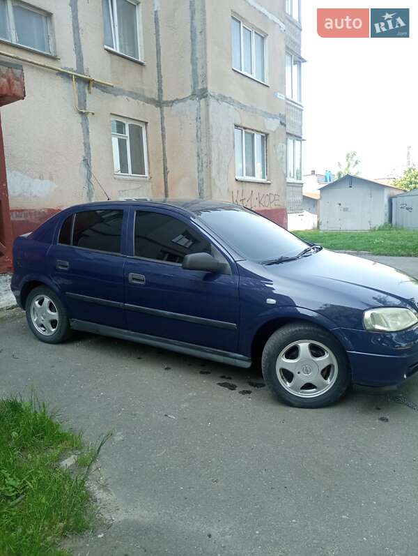 Хэтчбек Opel Astra 2004 в Хмельницком