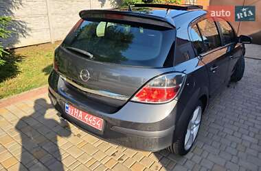 Хэтчбек Opel Astra 2009 в 