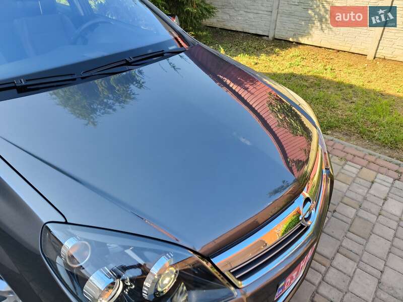 Хетчбек Opel Astra 2009 в Полтаві