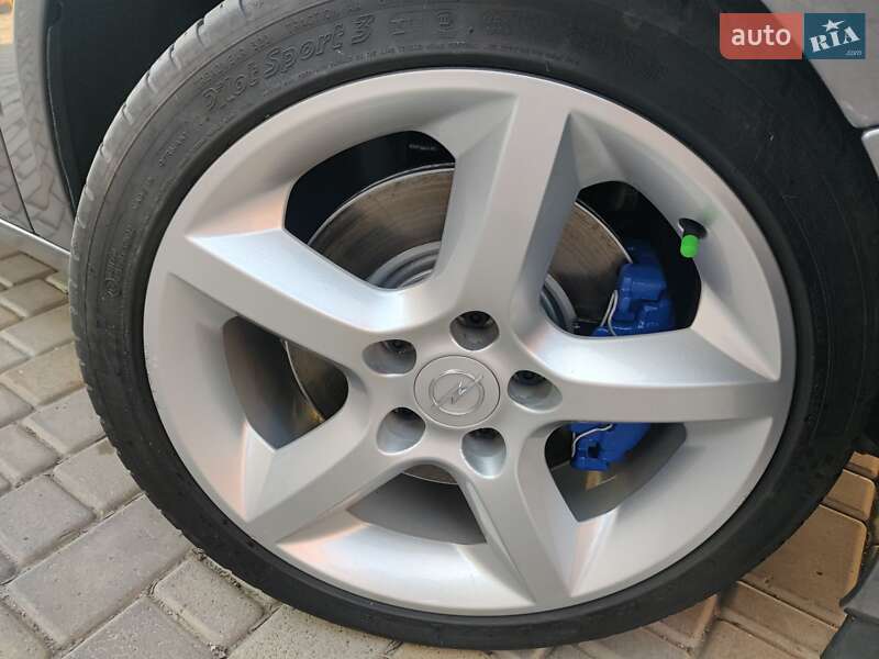 Хетчбек Opel Astra 2009 в Полтаві