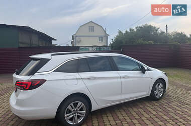 Универсал Opel Astra 2018 в 