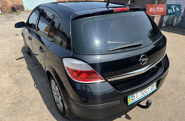 Хэтчбек Opel Astra 2006 в 