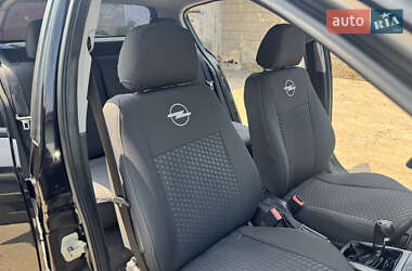 Хэтчбек Opel Astra 2006 в 