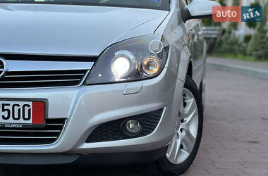 Універсал Opel Astra 2009 в 