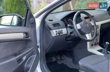 Універсал Opel Astra 2009 в 