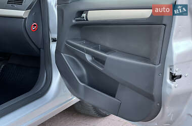 Універсал Opel Astra 2009 в 