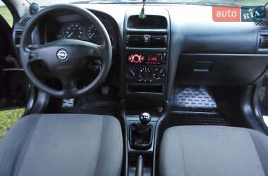 Седан Opel Astra 2007 в 