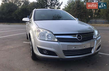 Универсал Opel Astra 2009 в Киеве