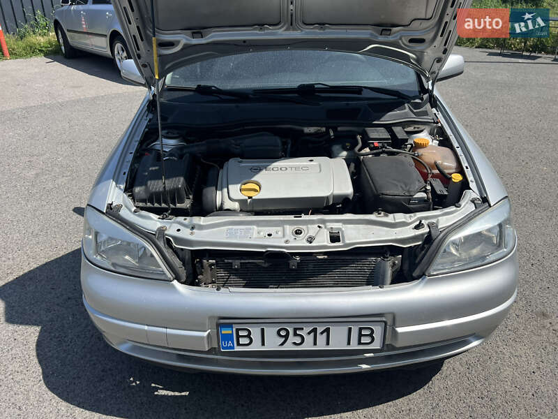 Хэтчбек Opel Astra 2004 в Полтаве