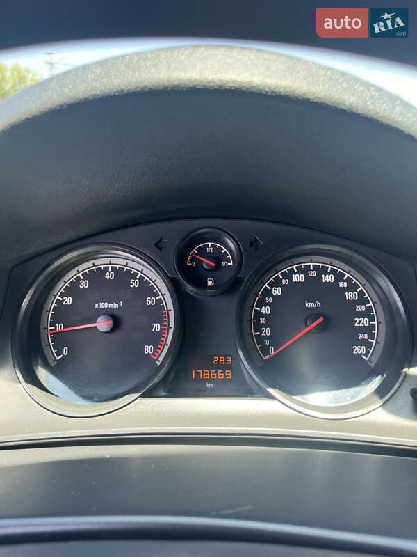 Хетчбек Opel Astra 2008 в Полтаві