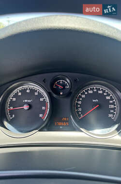 Хэтчбек Opel Astra 2008 в 