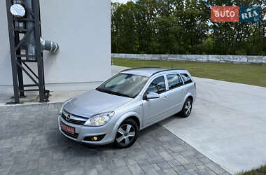 Универсал Opel Astra 2008 в Луцке